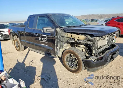 2022 Ford F150 Super Cab z USA, uszkodzony, nr VIN 1FTEX1CB5NKD56329